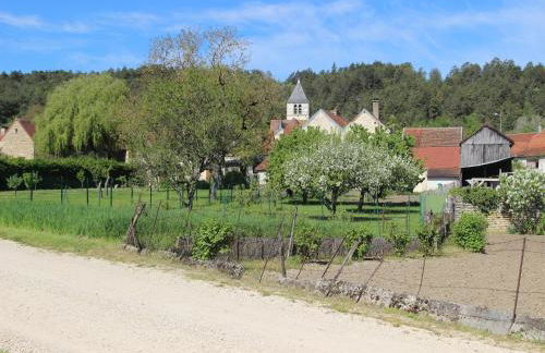 Elegant Family Home in Bouix - Foto 36