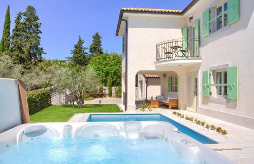 Villa Luca with pool and jacuzzi - Foto 11