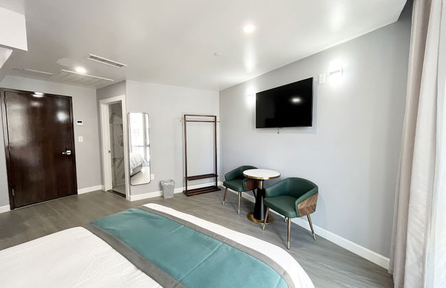 Starlight Hotel - Photo 14