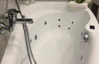 Family & Business Sauna Apartments No1 Leśny nad Zalewem Cedzyna Unikat - 3 Bedroom with Private Sauna, Bath with Hydromassage, Terrace, Garage, Catering Options - Foto 12