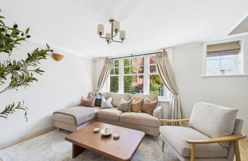 Cosy Chester Cottage - Quaint Stay Sleeps 2-5 - Photo 9