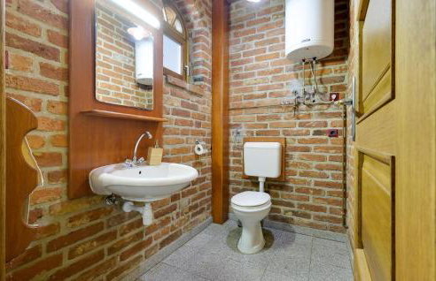 Gorgeous Home In Rovisce - Foto 25