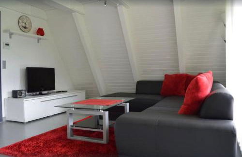 Ferienhaus in Waldkatzenbach modern & renoviert - Foto 16