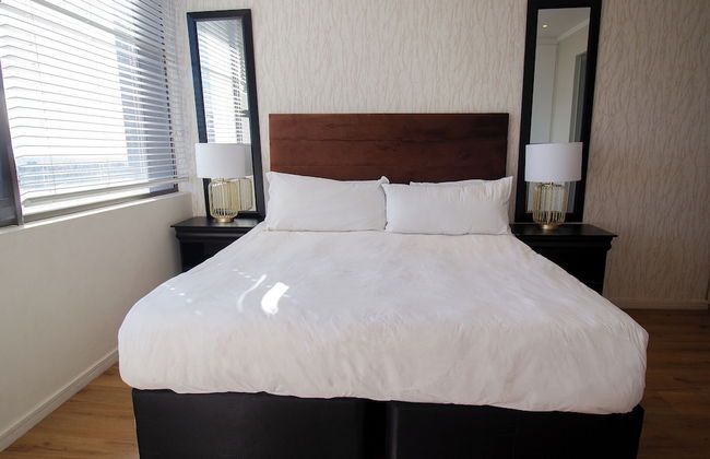 Sandton Smart Apartment Eighteen - Photo 6
