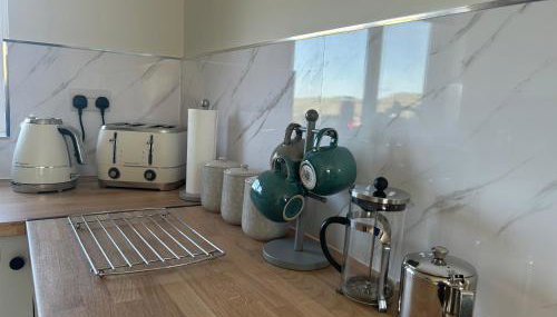 Cosy countryside cottage - Photo 4, toaster