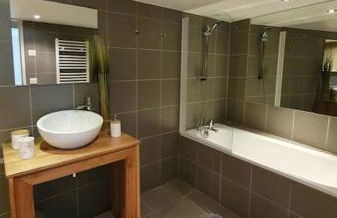 Appartement Gentiane de 85m2 avec sauna à 10 min des pistes - Photo 3