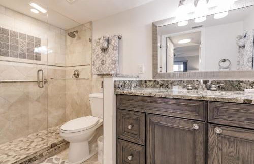 1055-805 8th Floor Condo with Abundant Light - Foto 20