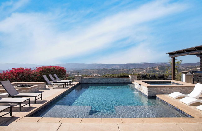 Modern Temecula Mansion w Pool, Hot Tub, Guest House & Valley Views Camila by Avantstay - Photo 1