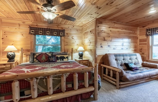 Luxury 4200 Sqft Log Cabin on 50 Acres Sleeps 16 - Foto 28