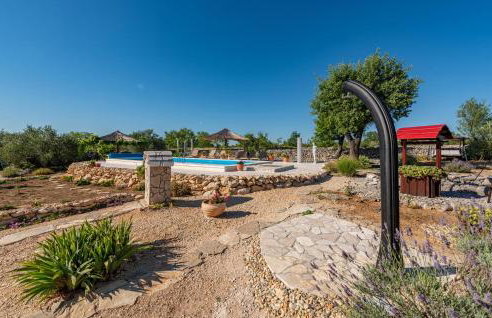 Gorgeous Home In Gornje Ceranje - Foto 12