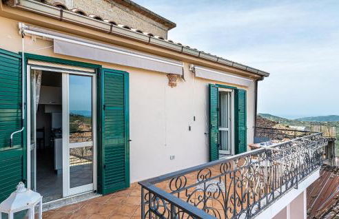 2 Bedroom Beautiful Apartment In Laureana Cilento - Photo 15