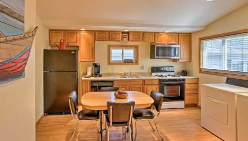 Home with Lake-View Deck by Camp Perry and Magee Marsh - Foto 4