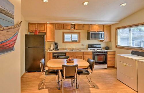 Home with Lake-View Deck by Camp Perry and Magee Marsh - Foto 4