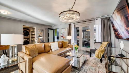 Spacious 2-Bed Dallas Condo Patio Resort Pool - Foto 3