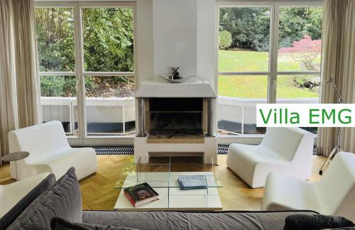 Luxus Ferienhaus Villa EMG Emsdetten nah Münster, Osnabrück, Rheine für Familien Gruppen bis 17 Personen, Pool, Whirlpool, Garten, Kamin, 6SZ - Foto 6