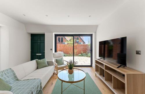 3 Bed House near Purley, by ARP Homes, Free Parking, Ideal for Long Stays & Insurance Bookings - Foto 49