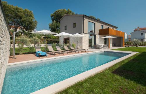 Design Villa Istar - Photo 1