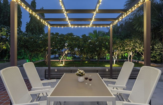 Truliv Villa Seraya - Foto 33