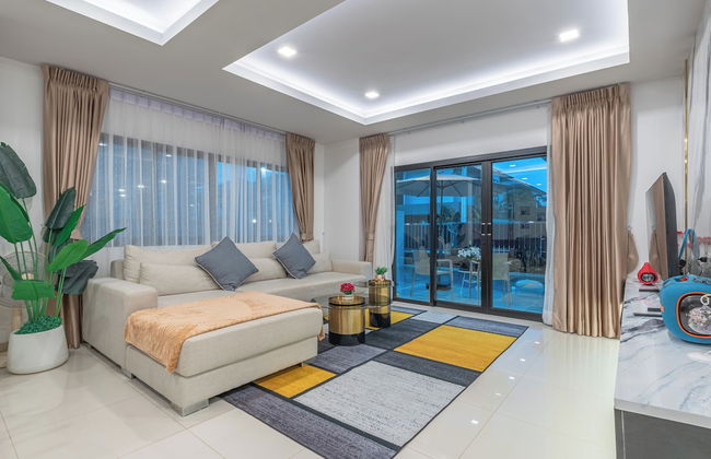 Southern Peak Pool Villa HuayYai Pattaya - Photo 53