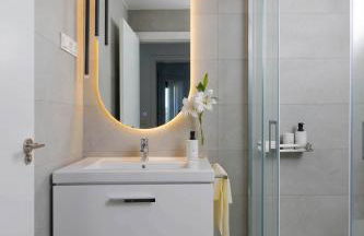 Urban Sky with Balcony and Sea View P&O 26H - Photo 19