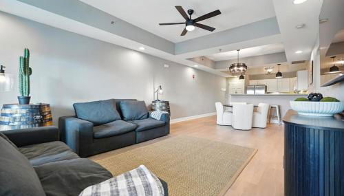 New 2 Bed 2 Bath Condo with Pool at BMS - Foto 5