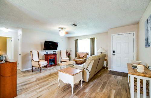 Explore Weeki Wachee Springs Pet-Friendly Home - Foto 3