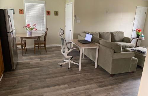 Day Street - Walk to Harpers Ferry NP - Foto 9