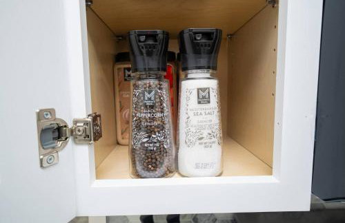 Close to the Action, Peaceful When You Return - Foto 13