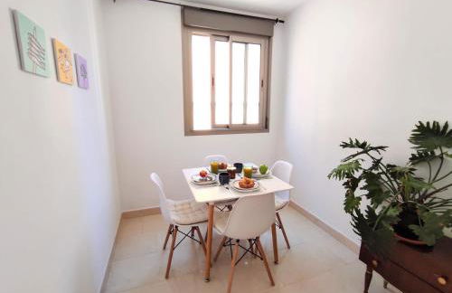 Manuela Nogales Apartments! - Photo 15