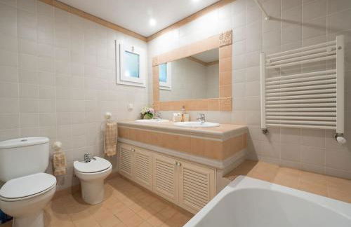 Luxury VILLA CAMÉLIA. Mountains, golf, horses, levada walks. - Foto 14