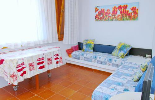 Apartment in Olbia with shared garden - Photo 8