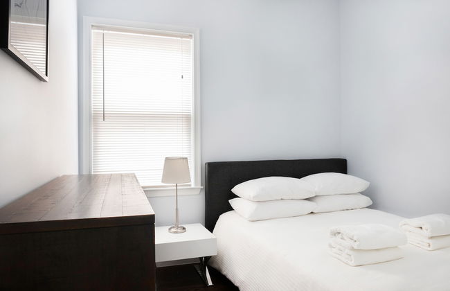 Giles Ave 6 Bedroom Gem - Foto 7