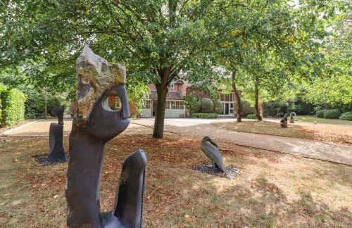 Yew Tree Farm - Photo 5