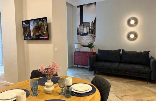 Apartamenty OFF PIOTRKOWSKA w Roosevelta Residence, Klimatyzacja, Wejście na KOD, WiFi, FV - Foto 10