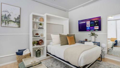 Indigo Cove Modern Studio near Historic Uptown - Foto 2