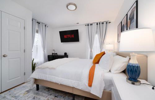 Upscale 4BR Retreat at the Reservoir! - Foto 22