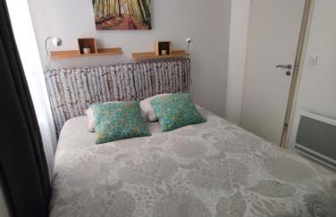 Paris par métro 4 - RER B - calme - patio privé - Foto 10