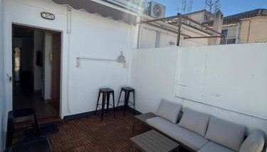 Ático con Terraza Privada en Granada Centro Parking Gratis - Foto 2