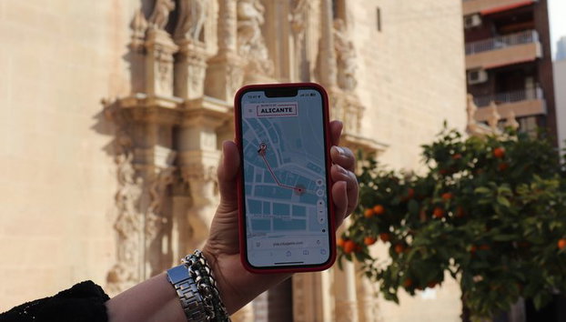 Secretos autoguiados de Alicante Exploración Juego - Foto 3