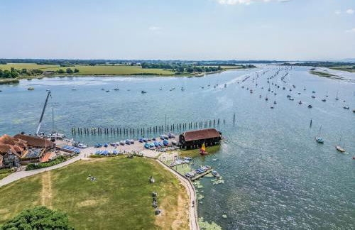 Historic Waterfront Home in Bosham - Pass the Keys - Foto 18