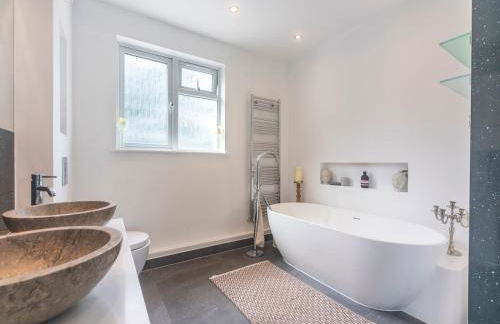 Luxurious Flat with Large Private Terrace - Pass the Keys - Foto 36