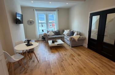 Modern 2 Bed 2 Bath Apartment in Prime Jesmond Location - Foto 2