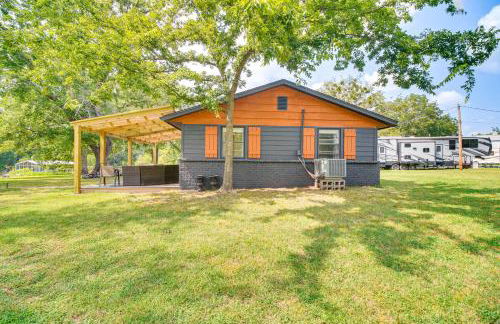 On-Site Lake Access Pet-Friendly Vinita Home - Foto 23