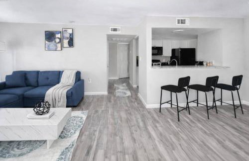 Modern One Bedroom Apartment in Addison with Pool - Foto 5