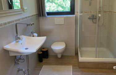 Ferienwohnung auf einem Resthof zentral gelegen mit viel Natur und Tieren - Foto 18