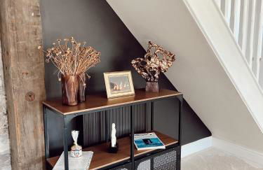 Gardener's Cottage at Mathern Palace - Photo 9