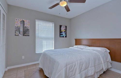 Ybor Casita! 3-Bedrooms Steps away from Centro Ybor! - Photo 15