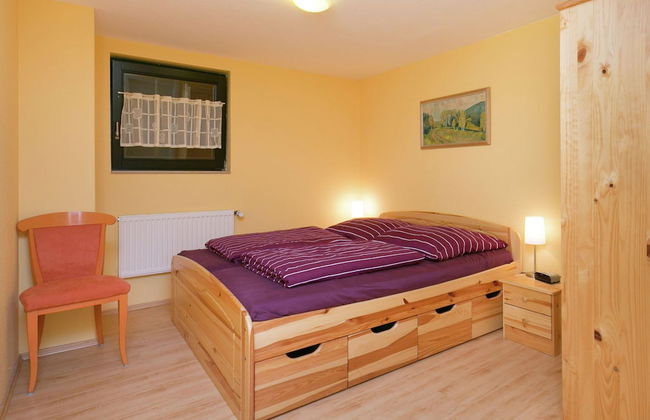 Apartment in the Hunsruck Region's Drohn Valley - Photo 3