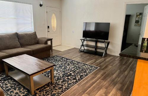 Lovely 1bed,1bath condo with free parking - Photo 6