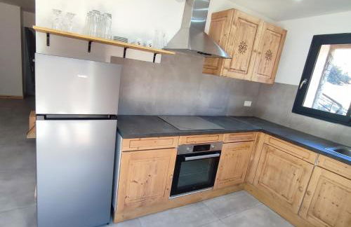 Le Bois Cosy appartement 4 étoiles 6 personnes, ACCES SKI ALPE D'HUEZ GRAND DOMAINE A 3 K M - Foto 34